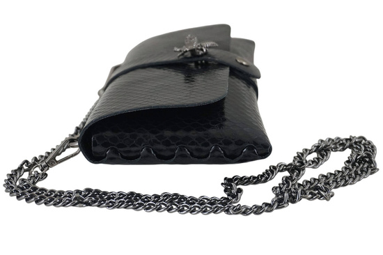 Wizytowa torebka lakierowana czarna 