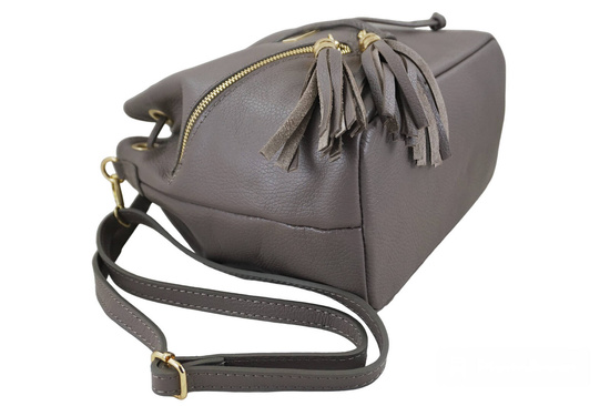 Torebka damska - worek z frędzlami - Szara 
