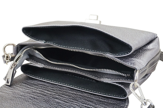 Skórzana torebka damska metalizowana - Srebrna ciemna 