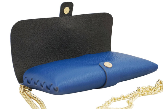 Torebka kopertówka na łańcuszku - Chabrowa