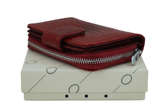 Ekskluzywny portfel damski lakierowany - Czerwony