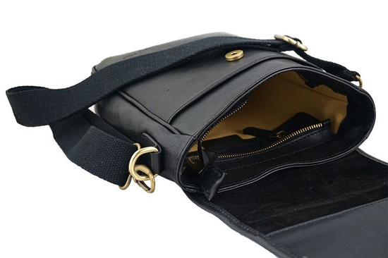 Torba męska ze skóry naturalnej na ramię - Czarna