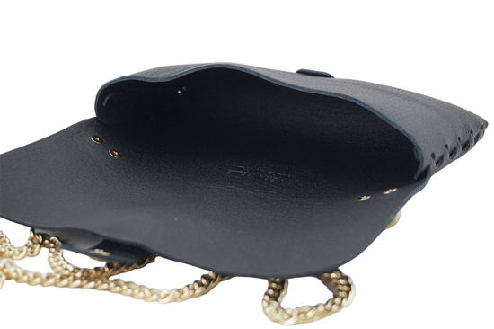 Torebka kopertówka na łańcuszku - Czarna