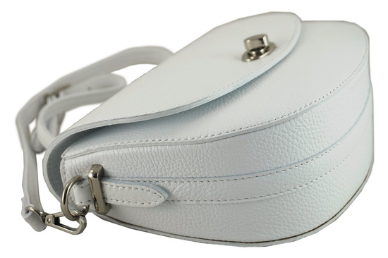 Listonoszka skórzana z ozdobnym zapięciem - Czarna