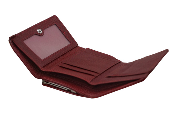 Czerwony lakierowany portfel skórzany damski