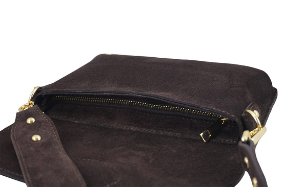 Zamszowa listonoszka na szerokim pasku - Brązowa ciemna 