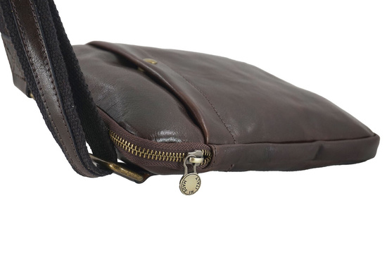 Modna męska torba skórzana z regulowanym paskiem - Czarna 