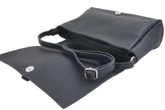 Prostokątna torebka z ozdobną klapką - Czarna 