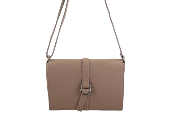 Prostokątna torebka z ozdobną klapką - Różowa pudrowa 