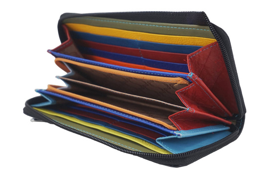 Portfel skórzany z zabezpieczeniem RFID - Czarny